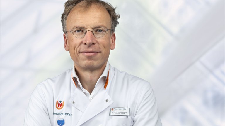 Lonkhuijzen, van, L.R.C.W. (Dr.)