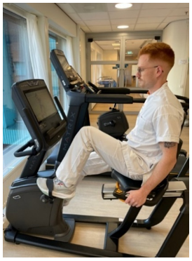 Afbeelding met persoon, trainingsapparatuur, kleding, sport
Door AI gegenereerde inhoud is mogelijk onjuist.