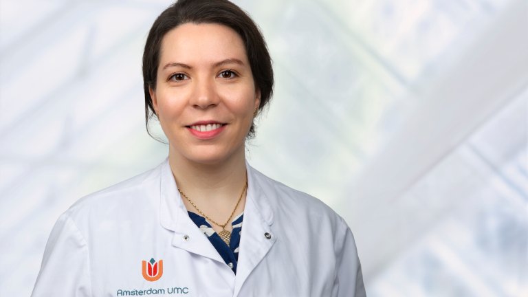 Chekrouni, N. (Drs.)