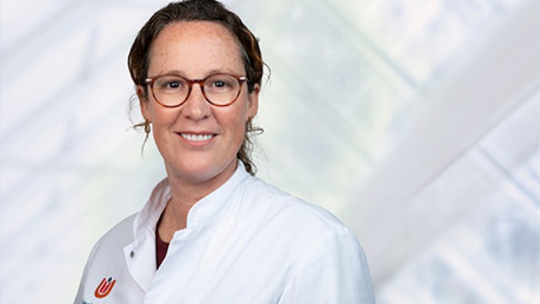 Holtmaat, A.