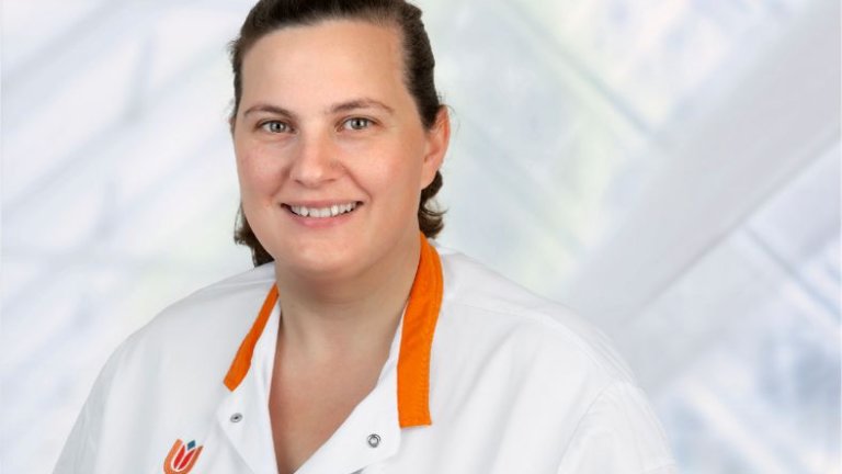 Bos, van den, S.