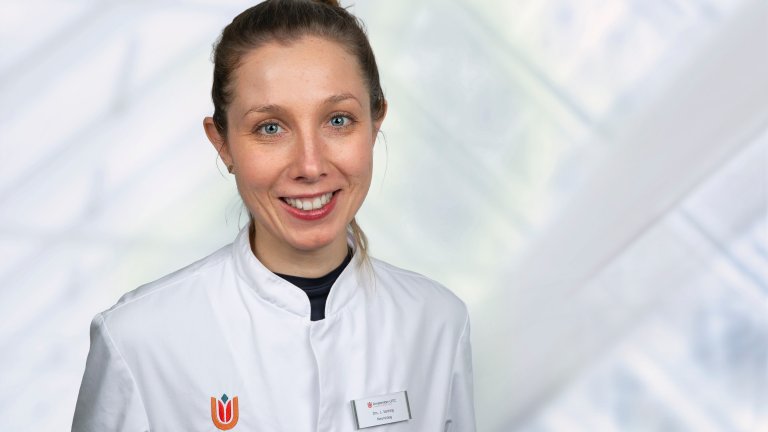 Santing, J.A.L. (Drs.)