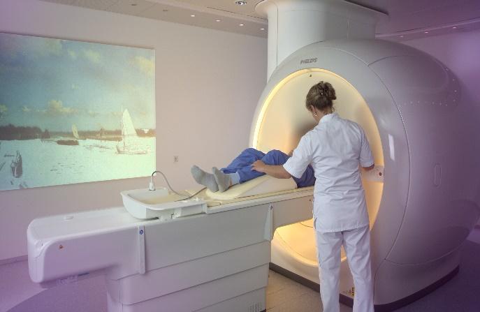 Philips Ambient Experience MR voor betere patiëntbeleving AMC - Nieuwscentrum | Philips